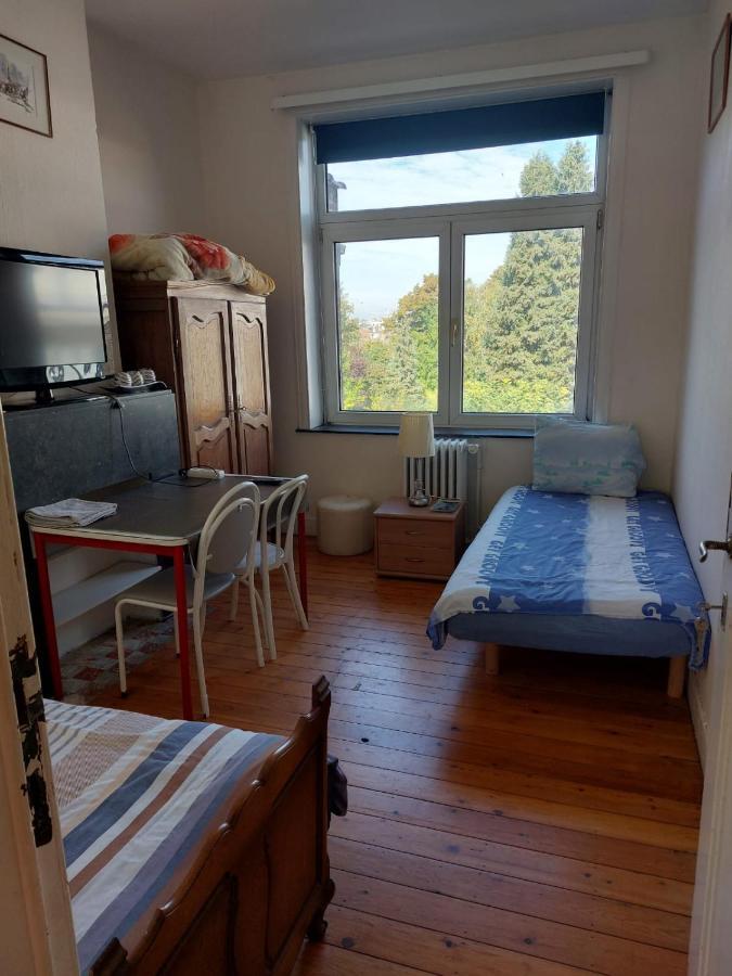 Single Room,1330195313:JPEG