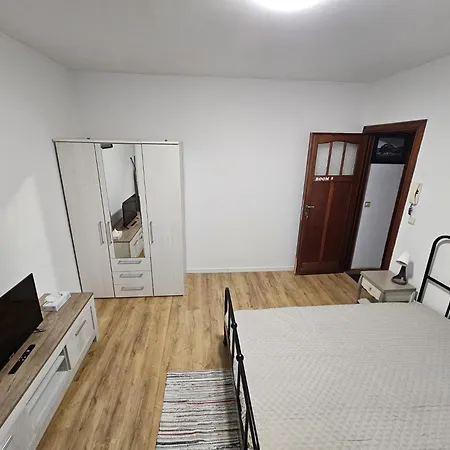 Renovated Private Room-3