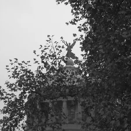 B&B A Cote Du Cinquantenaire-2