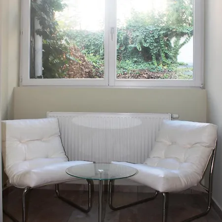 Eu B&B-3